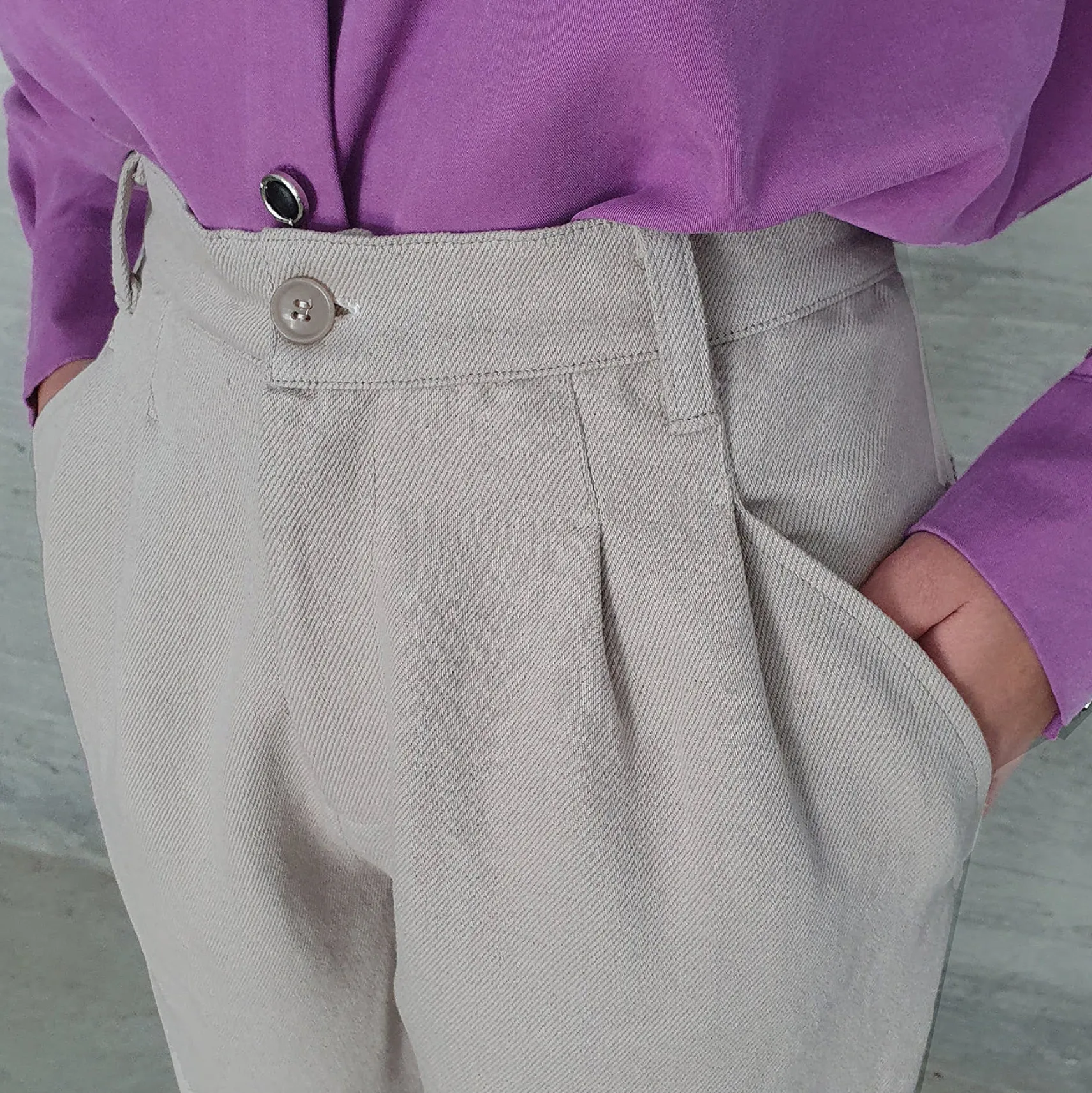 billie_taupefarbene_hose_2.webp BILLIE taupefarbene Hose