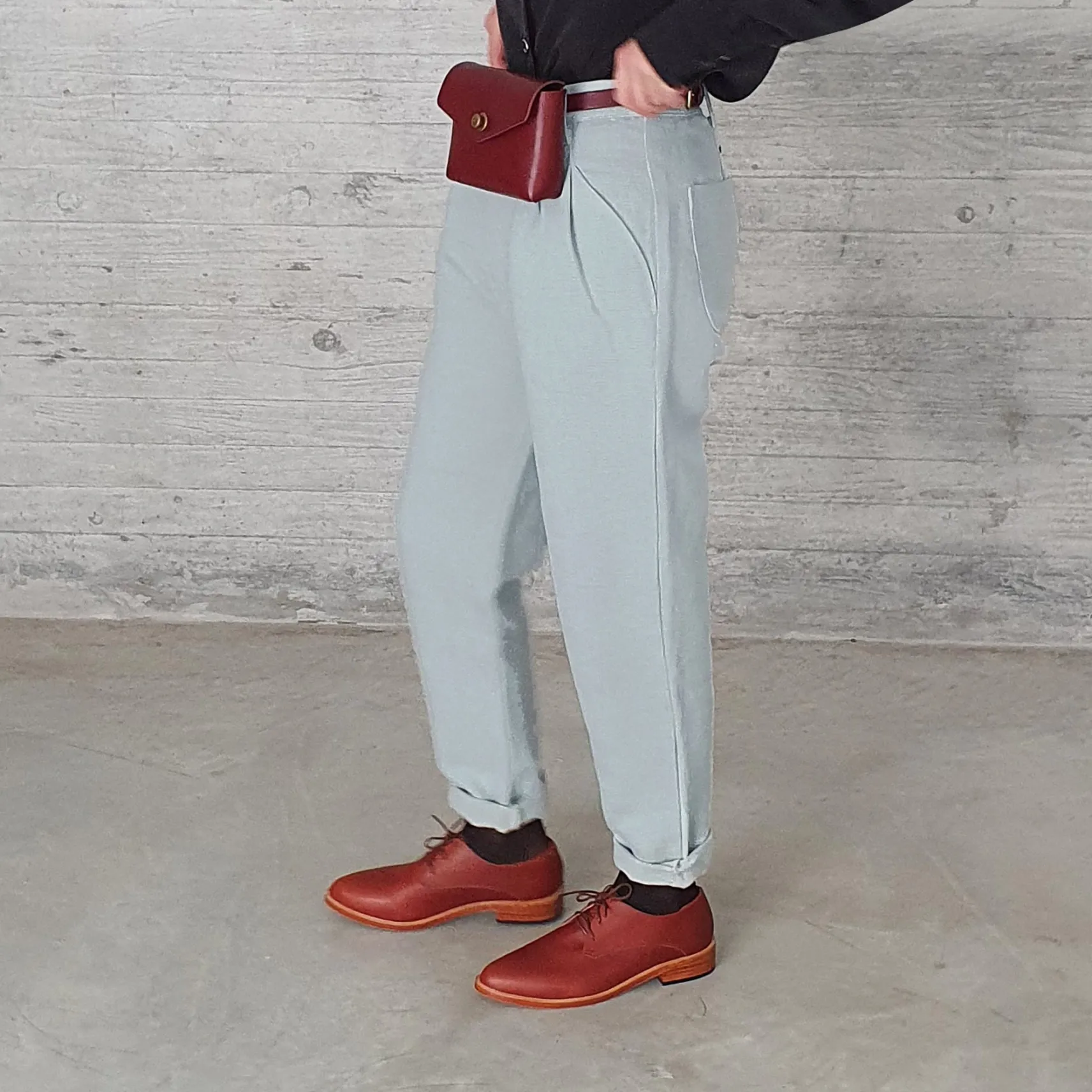blaue_billiehose_1.webp Blaue BILLIE-Hose