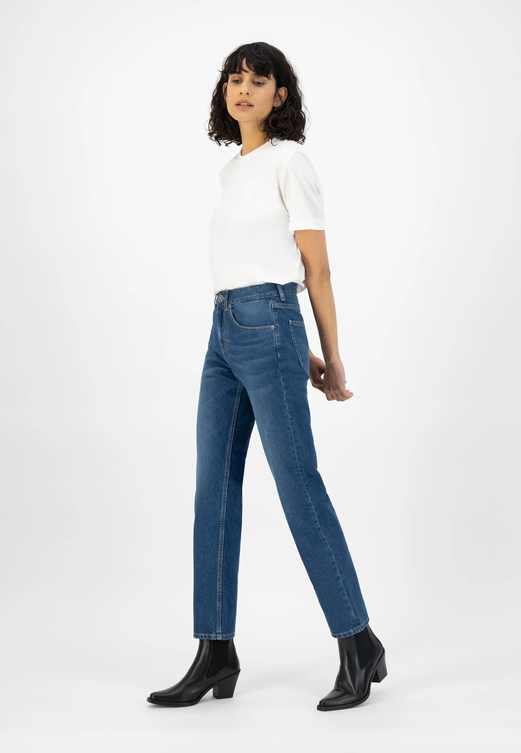 boyfriendjeans_easy_go_us_2.webp Boyfriend-Jeans Easy Go Used Stone