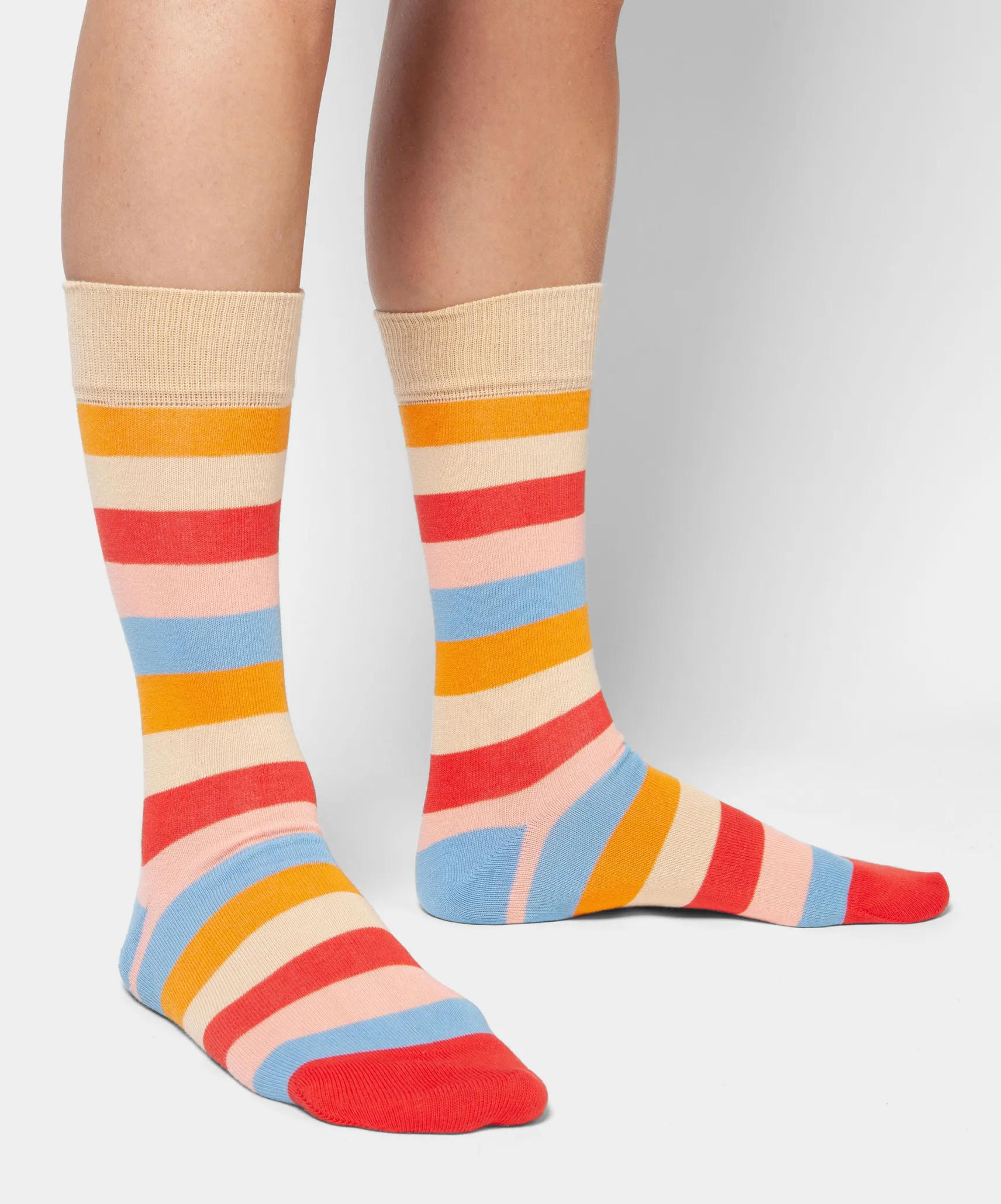 bunte_socken_aus_biobaumw_0.webp Bunte Socken aus Bio-Baumwolle – Pastel Stripes
