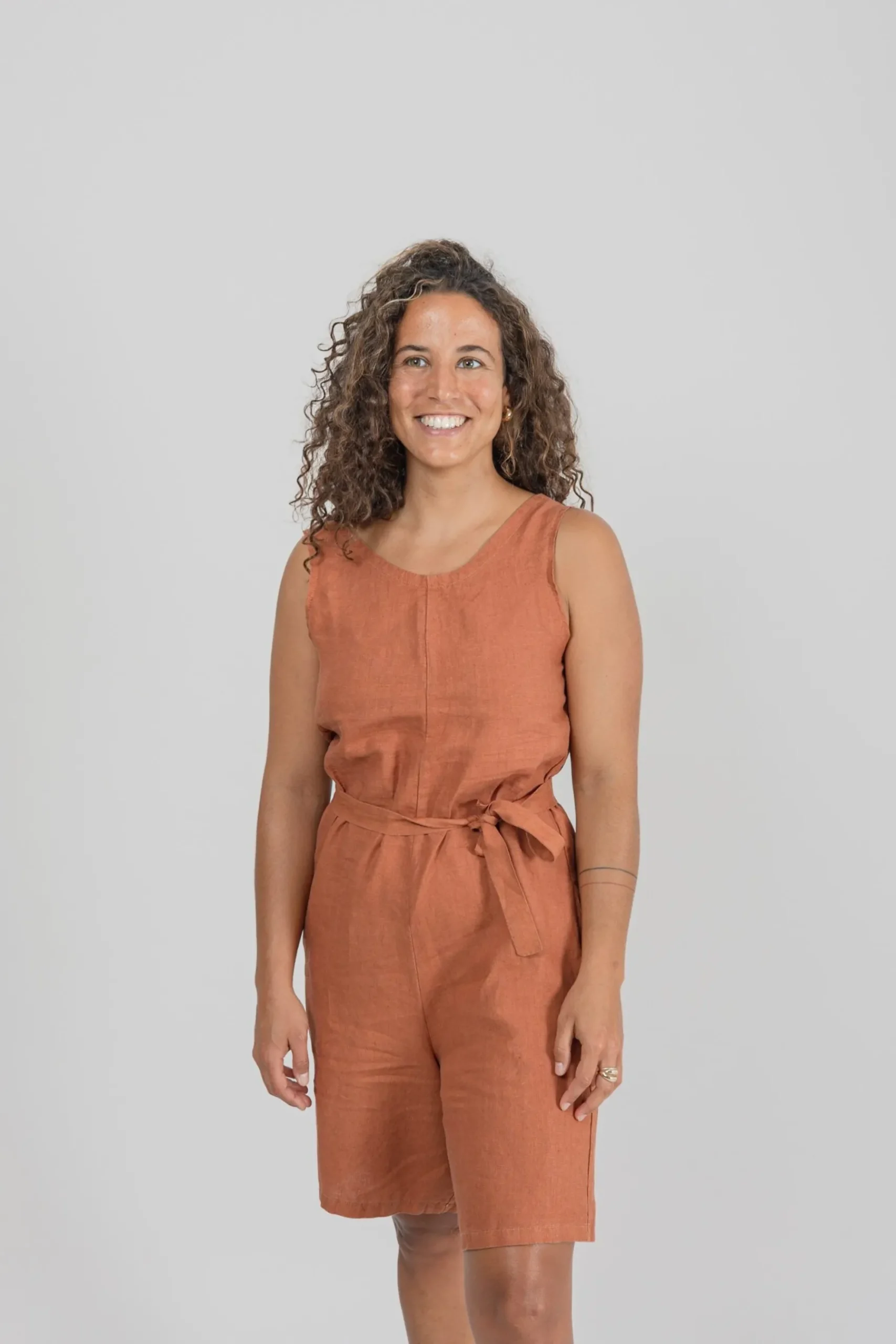 daisy_terracotta_kurzer_l_1.webp Daisy Terracotta kurzer Leinen Overall