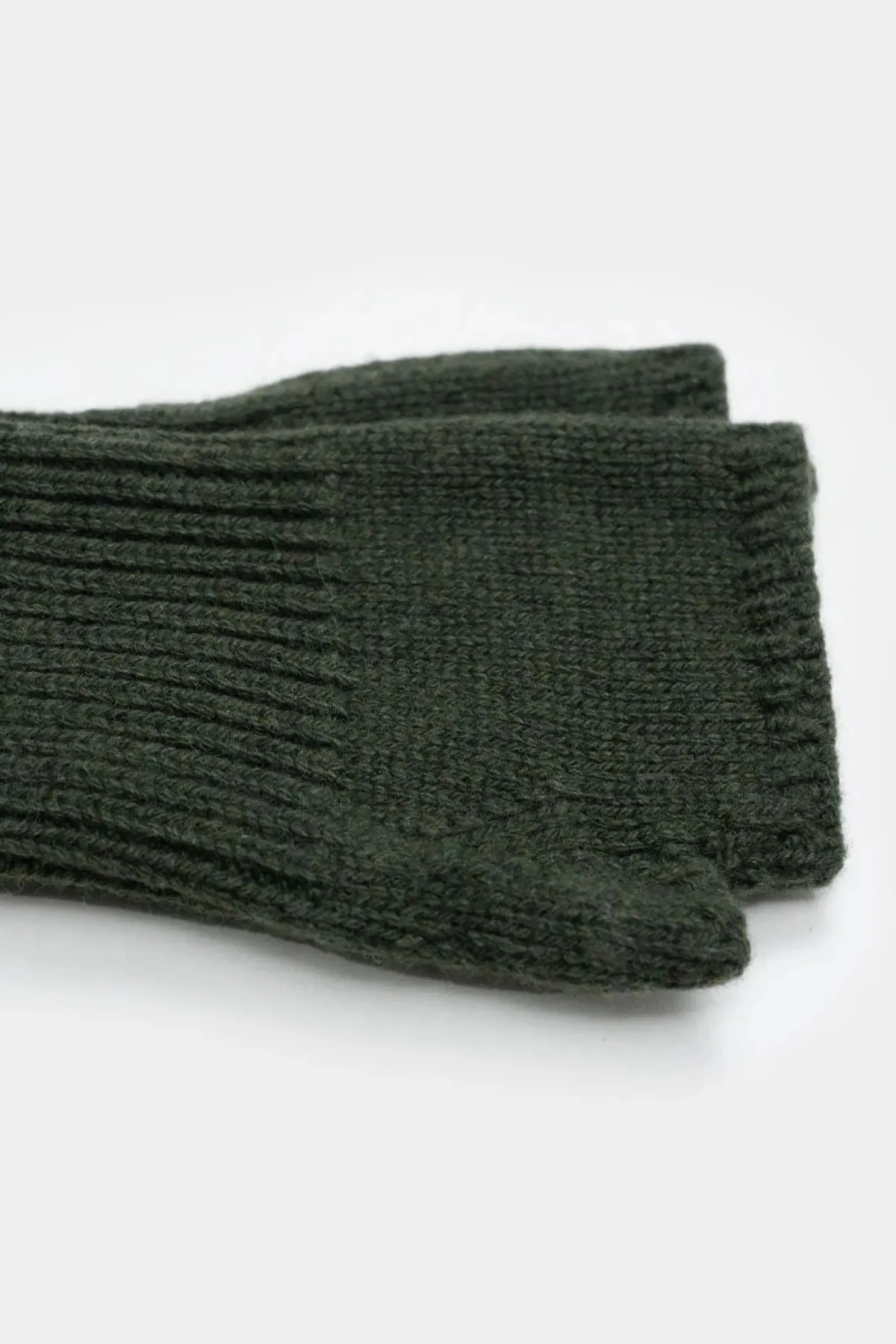 damen_armstulpen_aus_recy_2-2.webp Damen Armstulpen aus recyceltem Kaschmir Tamara Grün