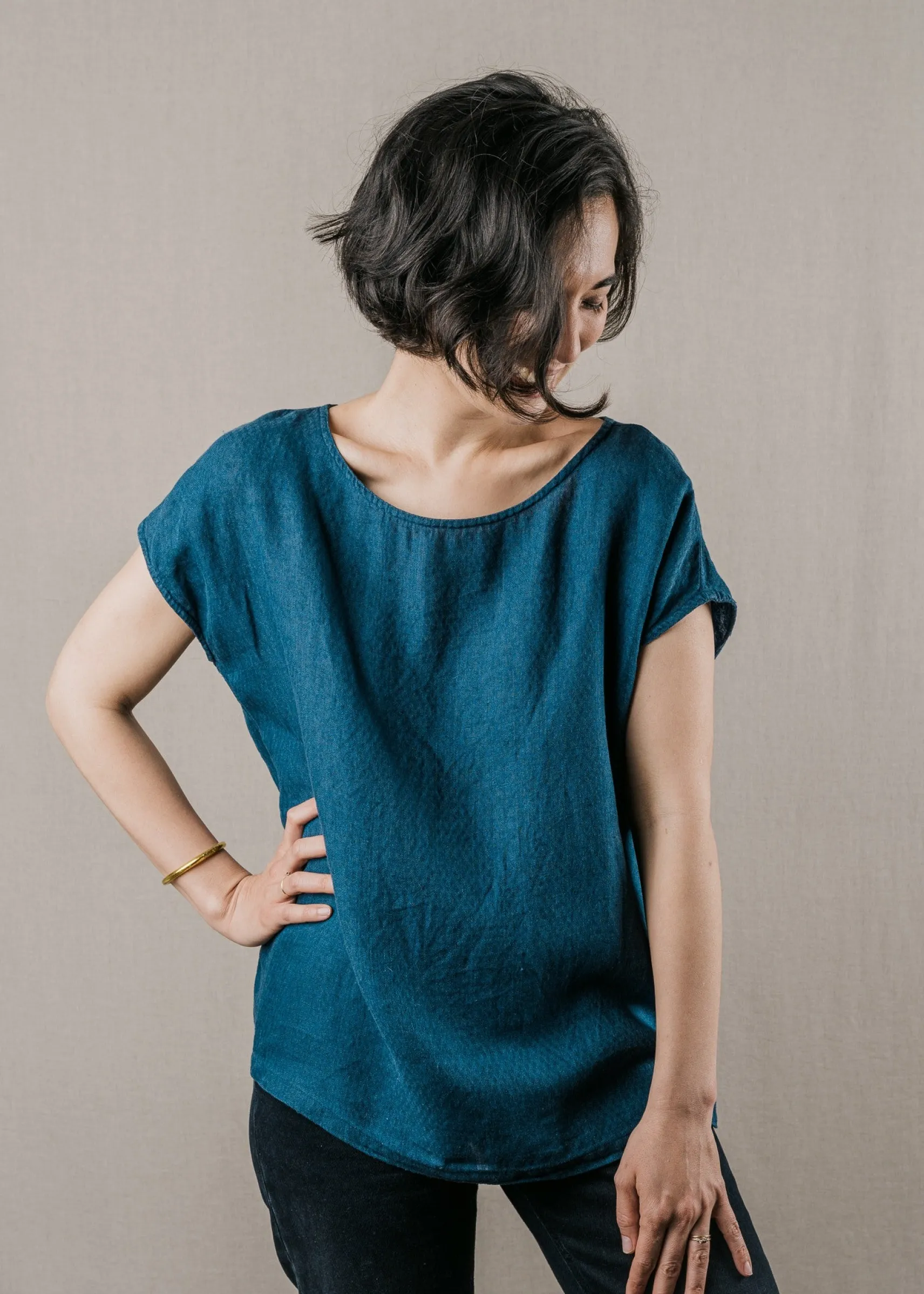 damen_leinenbluse_umi_bla_0.webp Damen Leinenbluse Umi blau