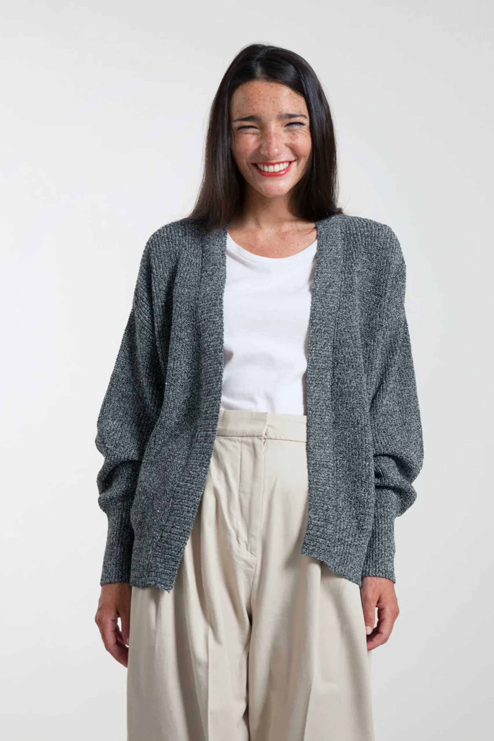 damencardigan_aus_recycel_0-1.webp Damen-Cardigan aus recycelter Baumwolle Cara Blau meliert