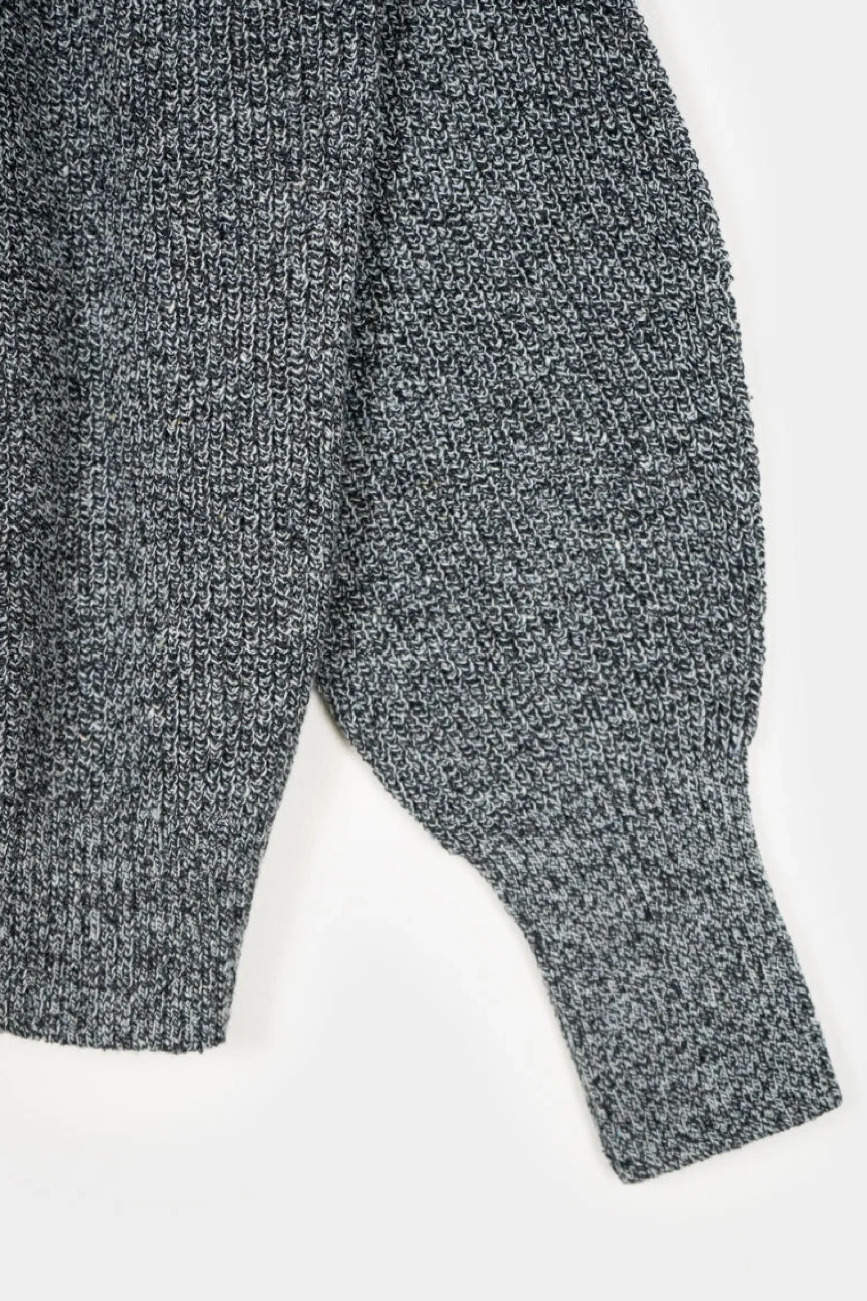 damencardigan_aus_recycel_2-1.webp Damen-Cardigan aus recycelter Baumwolle Cara Blau meliert