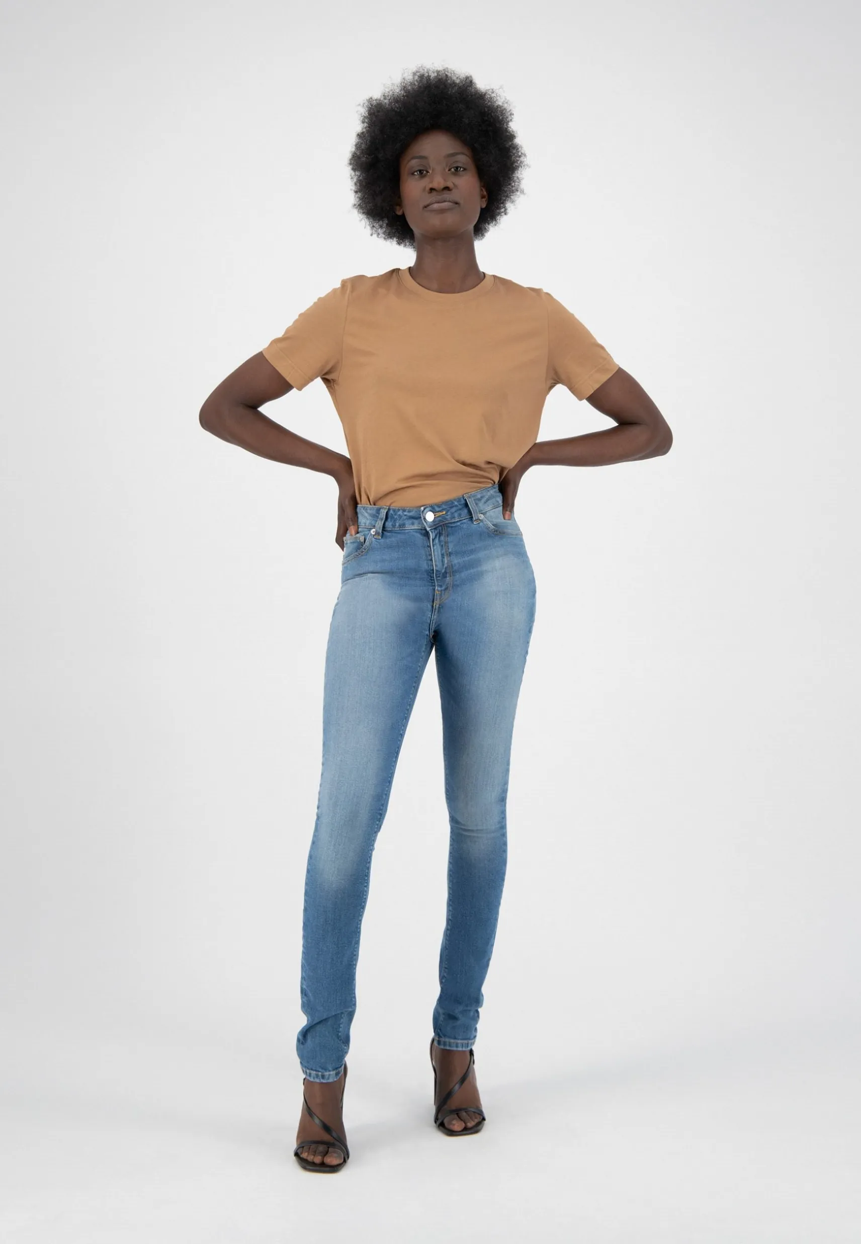 damenjeans_skinny_hazen_f_0.webp Damenjeans Skinny Hazen Fan Stone