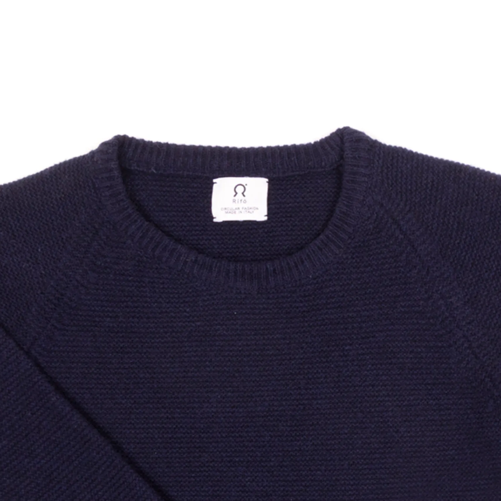 damenpullover_aus_recycel_2-1.webp Damen-Pullover aus recycelten Kaschmir Giulietta Dunkelblau