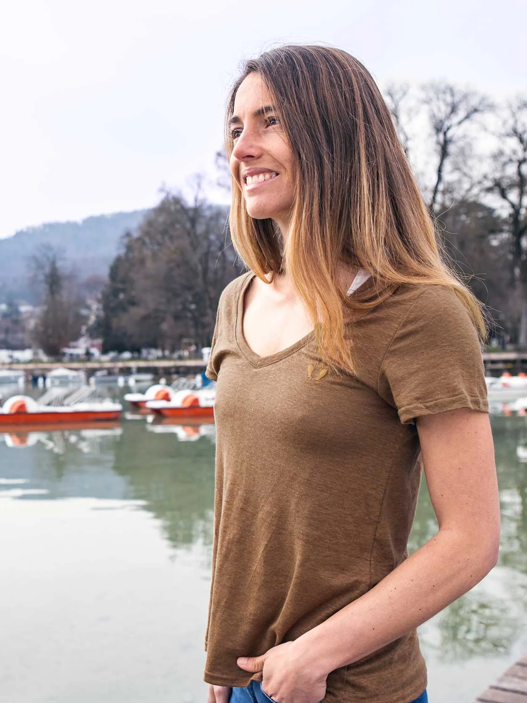 damentshirt_aus_leinen_li_2.webp Damen-T-Shirt aus Leinen L'Indispensable Braun