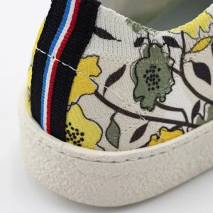 Flowers Yellow Sneakers
