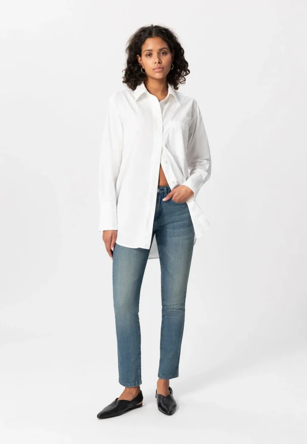 Gerade Damenjeans Faye Straight Medium Fade