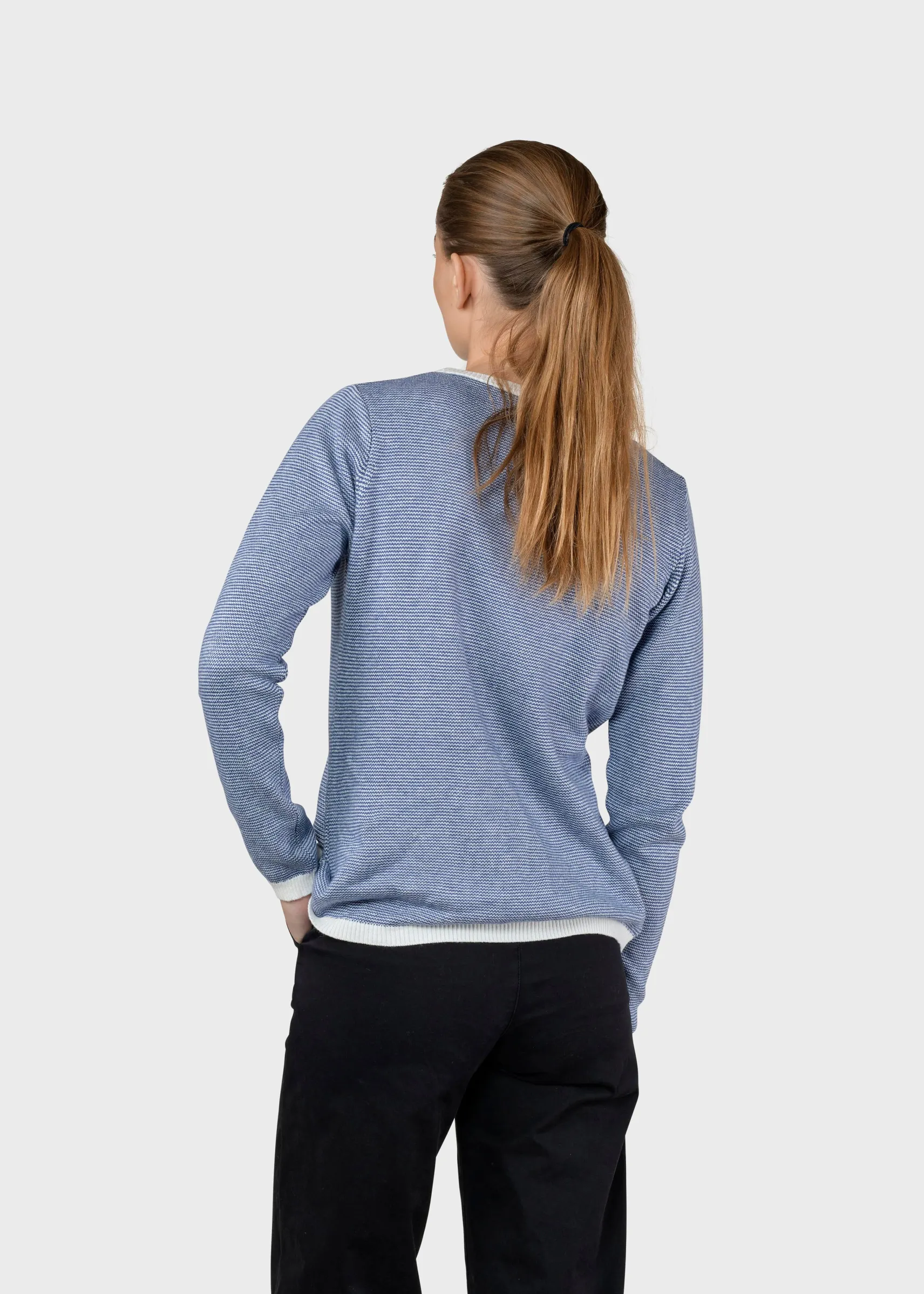 gestreifter_feiner_pullov_1.webp Gestreifter feiner Pullover Rosa blau