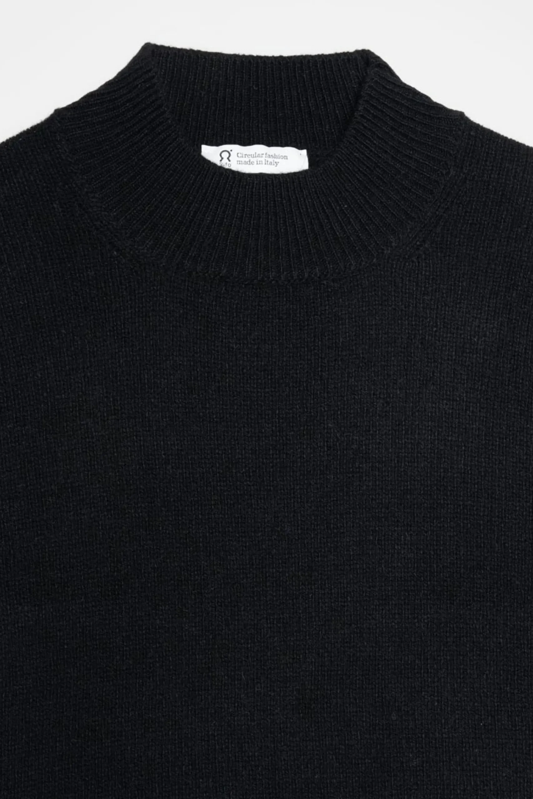 herren_kaschmirpullover_c_2.webp Herren Kaschmirpullover Clemente Schwarz