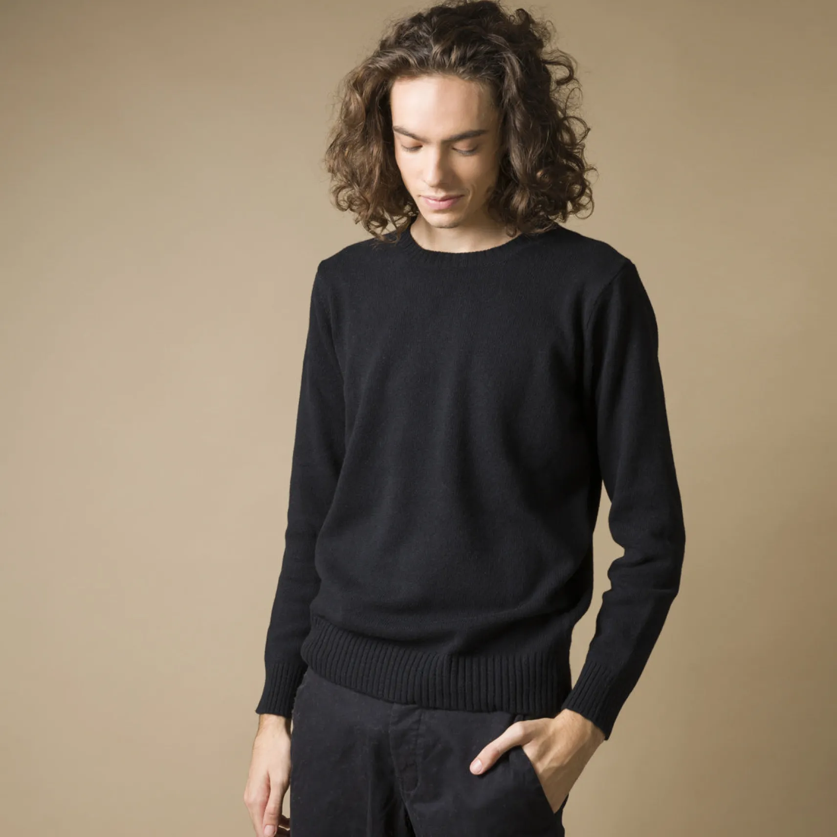 herren_kaschmirpullover_r_0-2.webp Herren Kaschmirpullover Romeo Schwarz