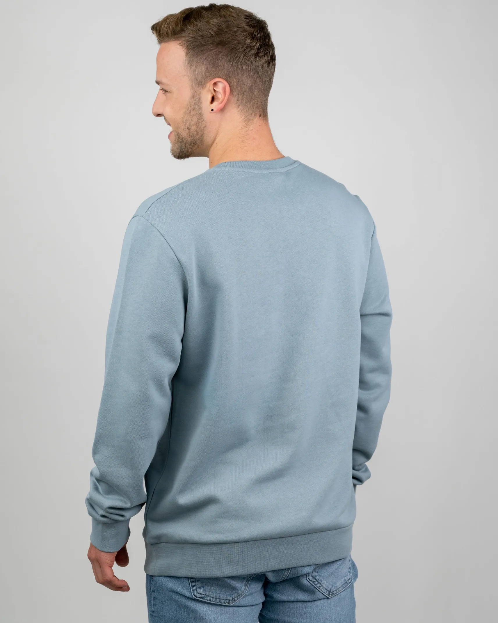 herren_sweatshirt_aus_bio_1-2.webp Herren Sweatshirt aus Bio-Baumwolle TreeSweater Blau