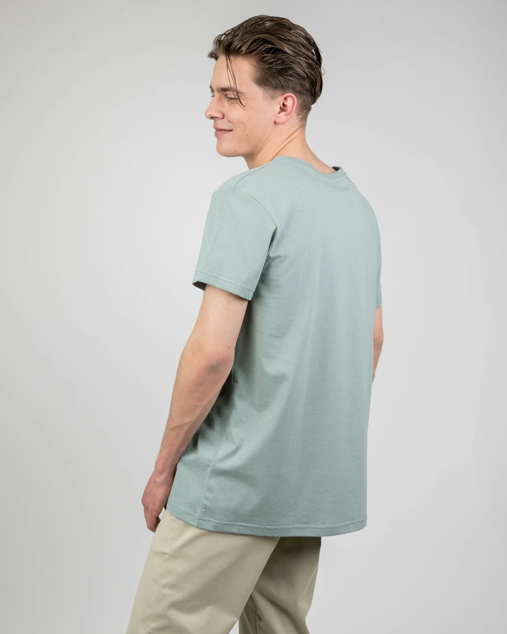 herren_tshirt_aus_biobaum_2-6.webp Herren T-Shirt aus Bio-Baumwolle Treeshirt Turquoise