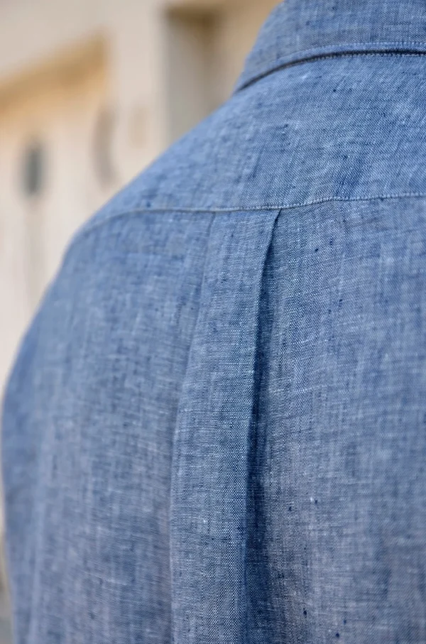 Herrenhemd aus blauem Chambray-Leinen