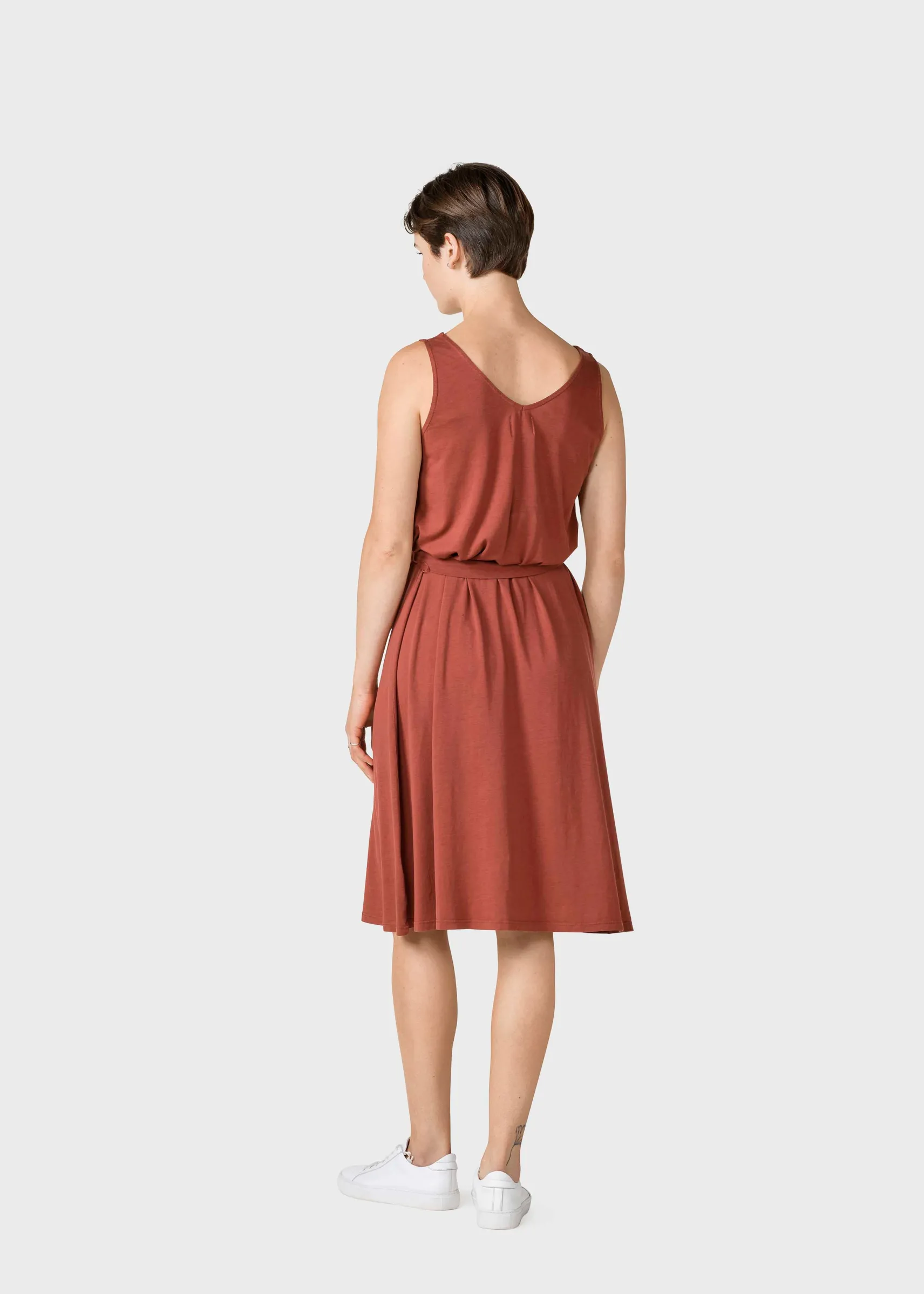 leichtes_kleid_misha_terr_2.webp Leichtes Kleid Misha Terrakotta