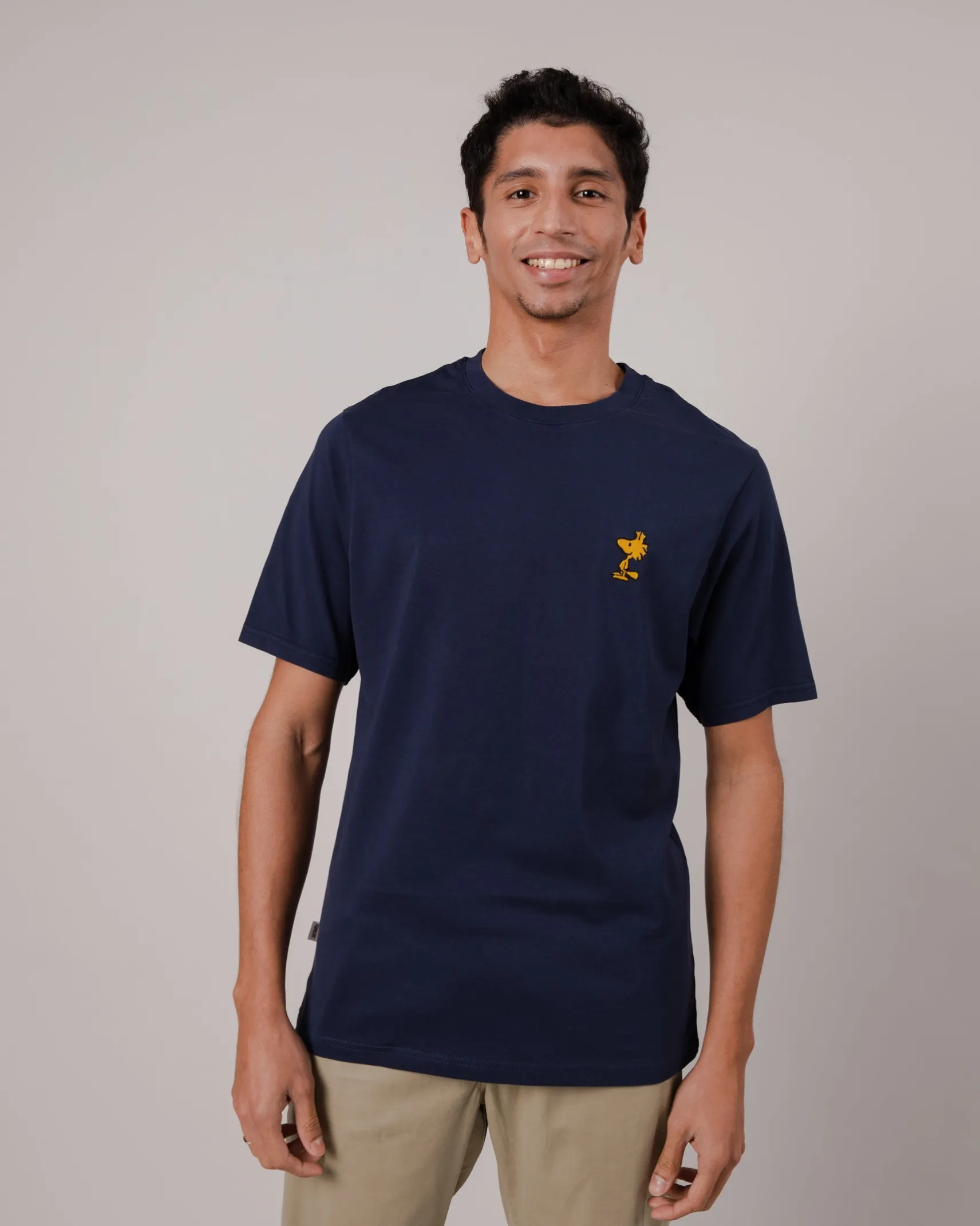 marineblaues_herrentshirt_0.webp Marineblaues Herren-T-Shirt Peanuts