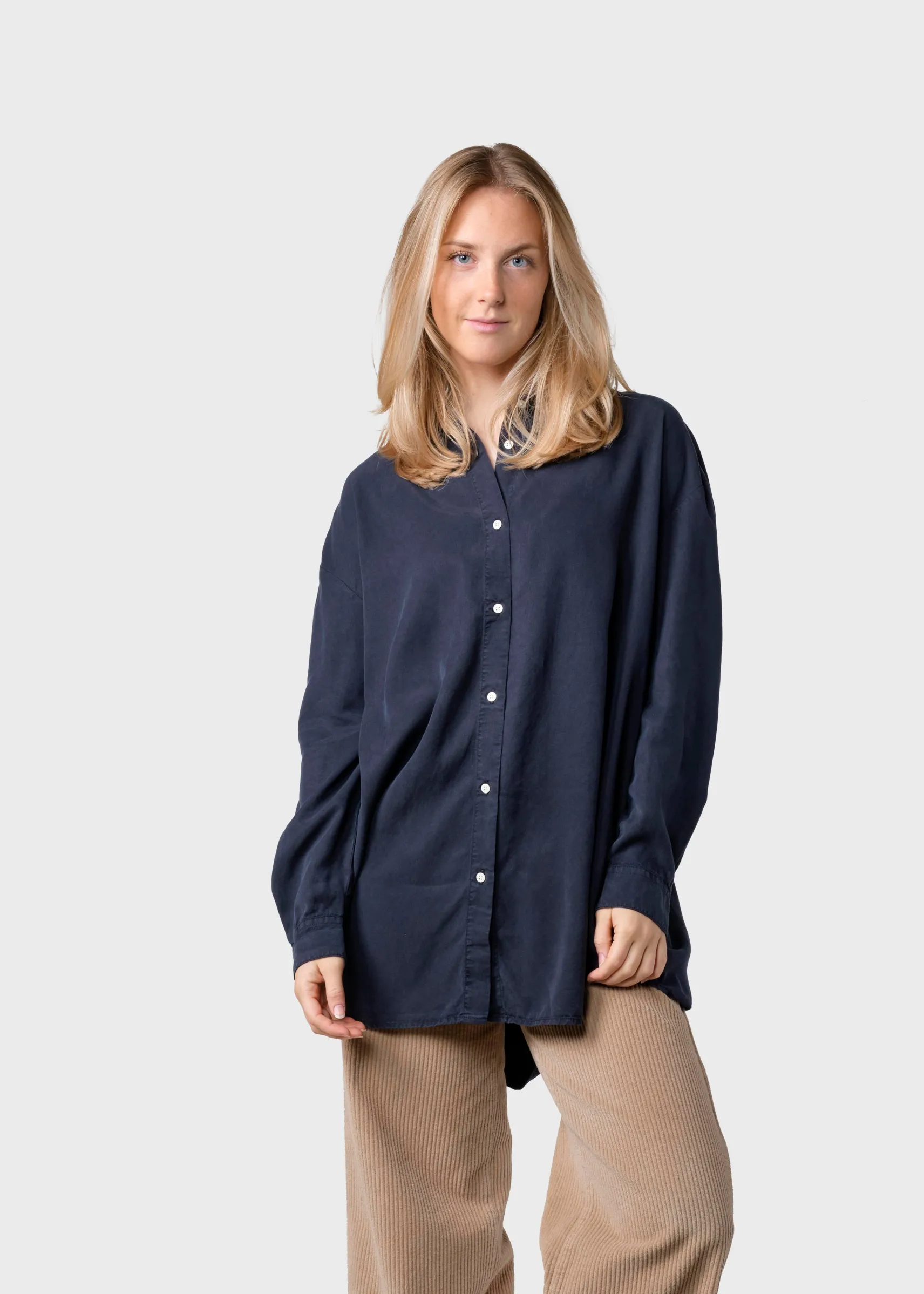 mittellange_lyocell_bluse_2.webp Mittellange Lyocell Bluse Ofelia Navy