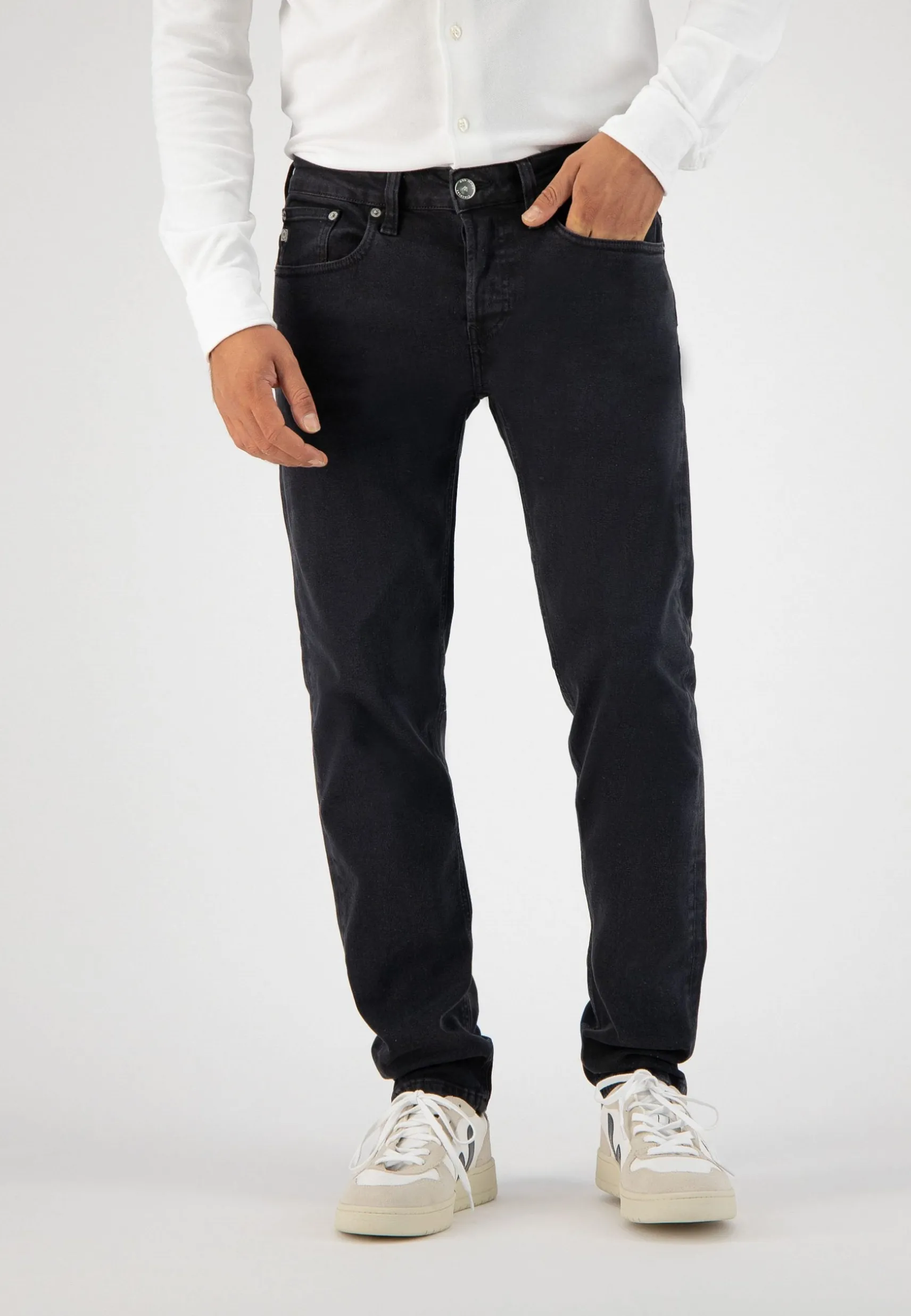 normale_stretchjeans_dunn_3-1.webp Normale Stretchjeans Dunn Stone Schwarz