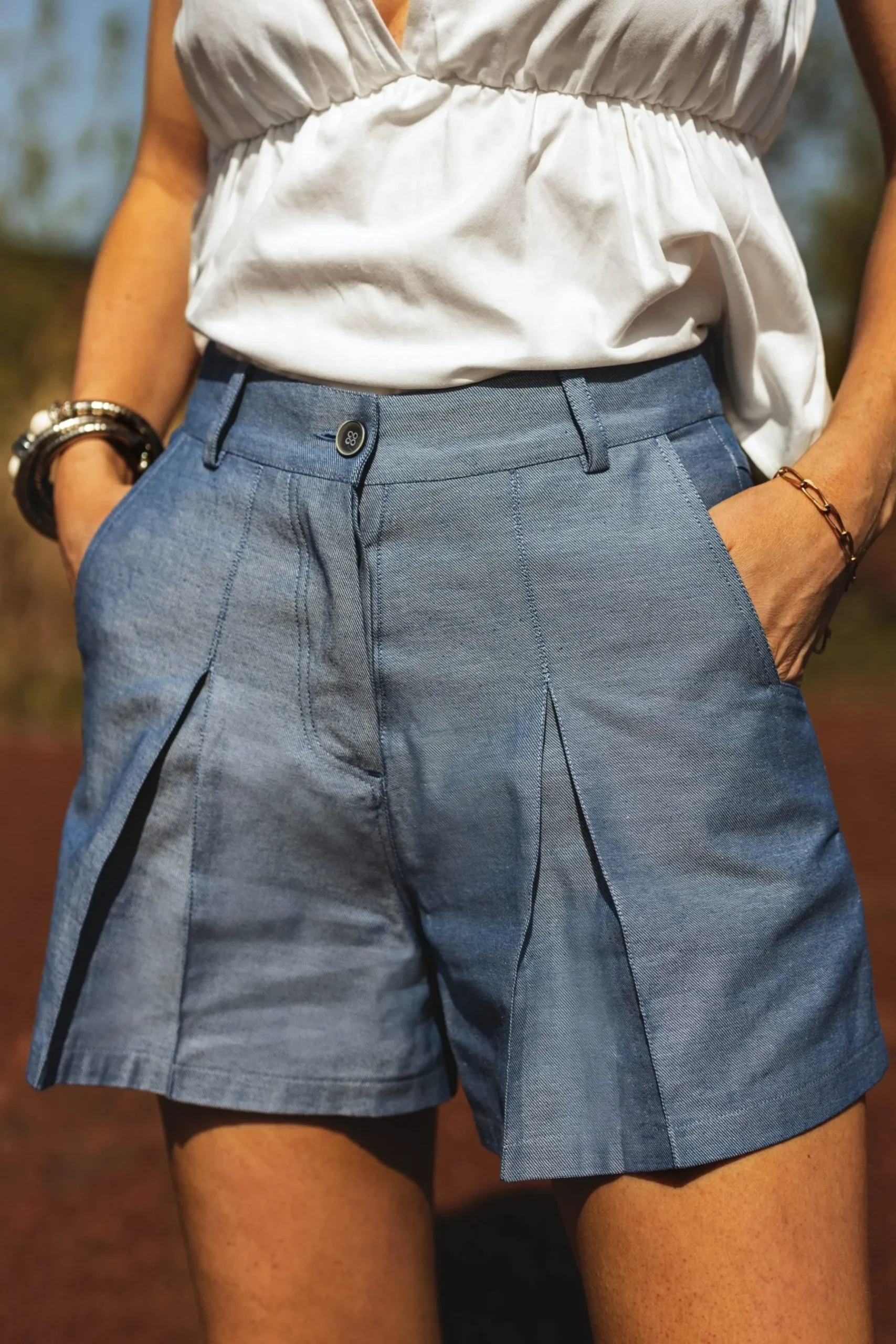 plumbagoshorts_1.webp Plumbago-Shorts