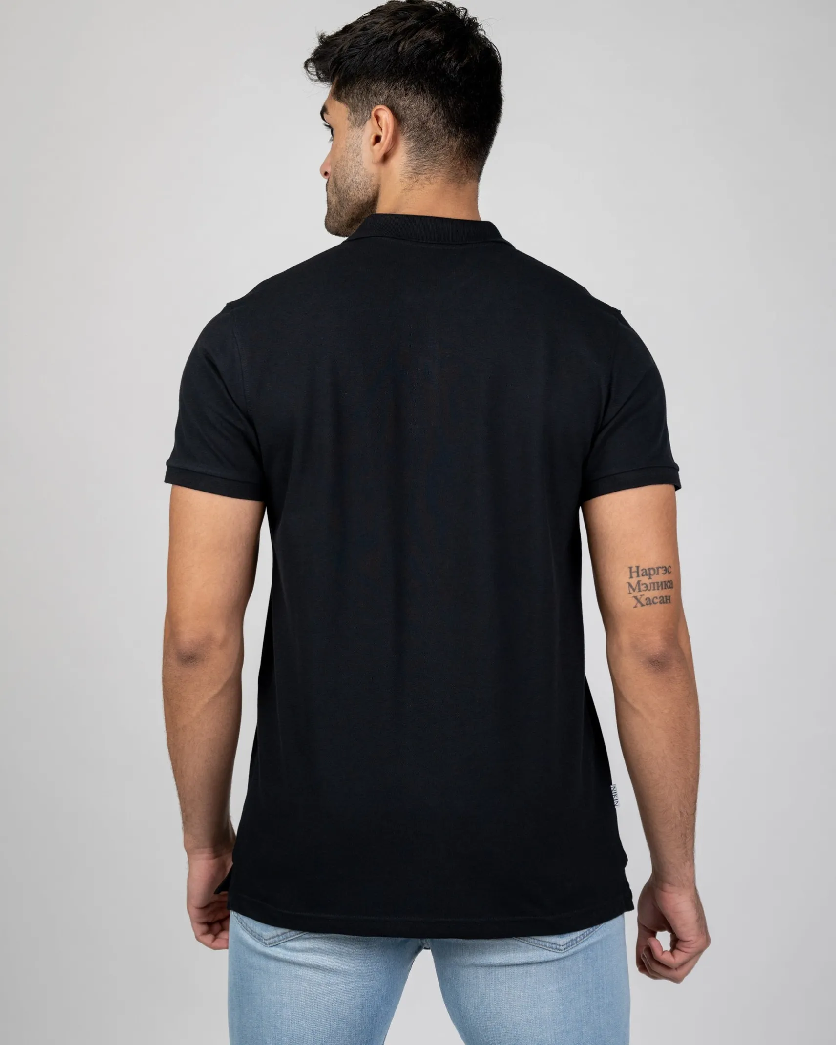 poloshirt_aus_biobaumwoll_2-1.webp Poloshirt aus Bio-Baumwolle TreePolo Schwarz