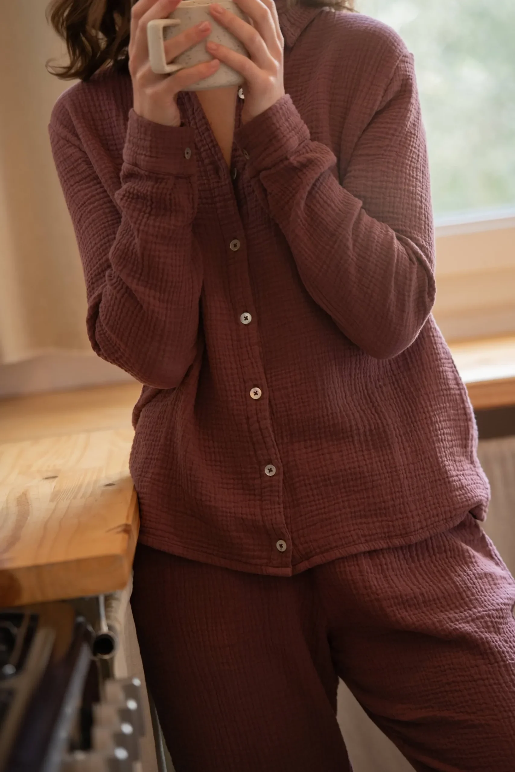 pyjamahemd_daphne_bordeau_1.webp Pyjama-Hemd Daphne Bordeaux