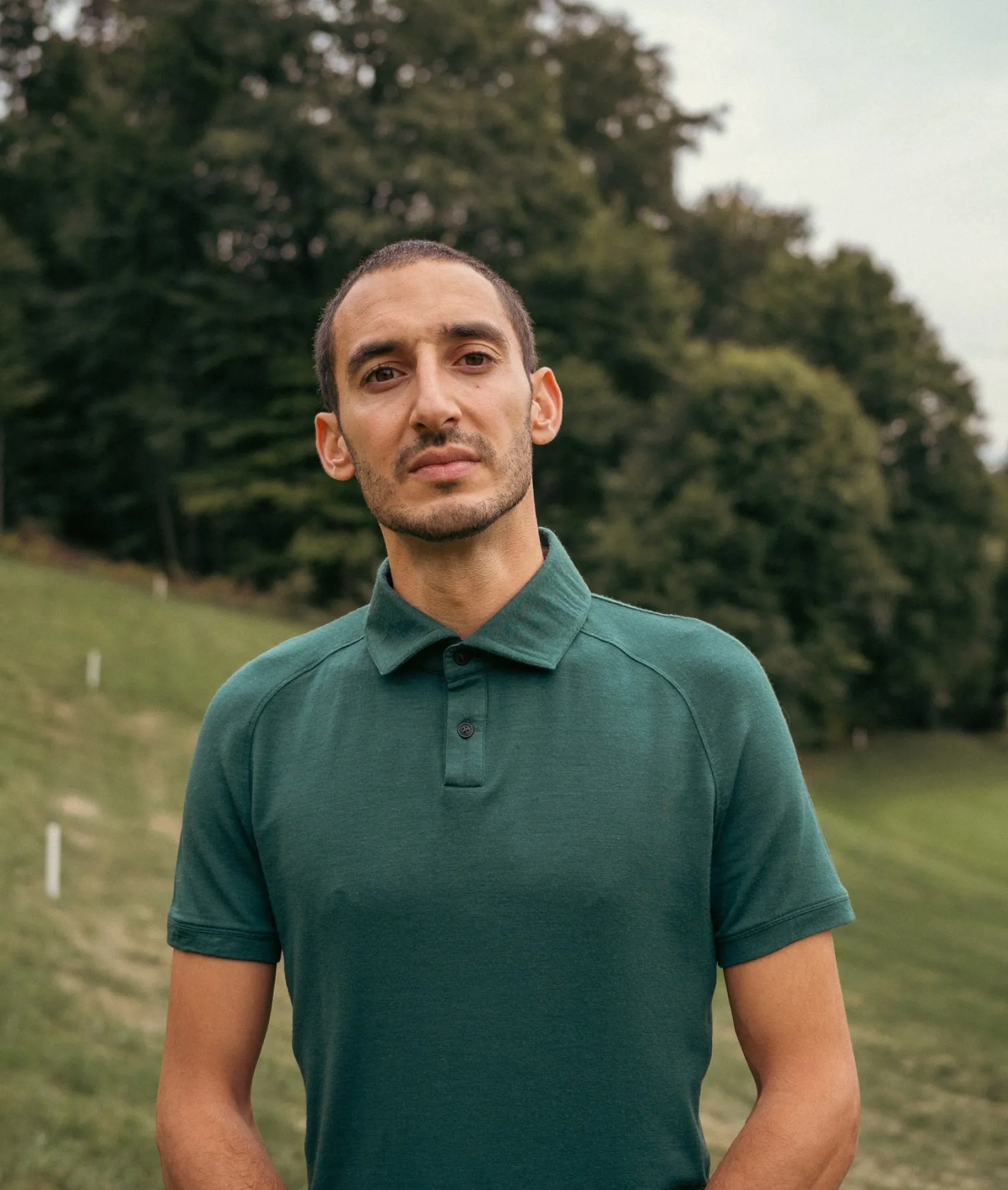 regular_poloshirt_grn_1.webp Regular Poloshirt Grün