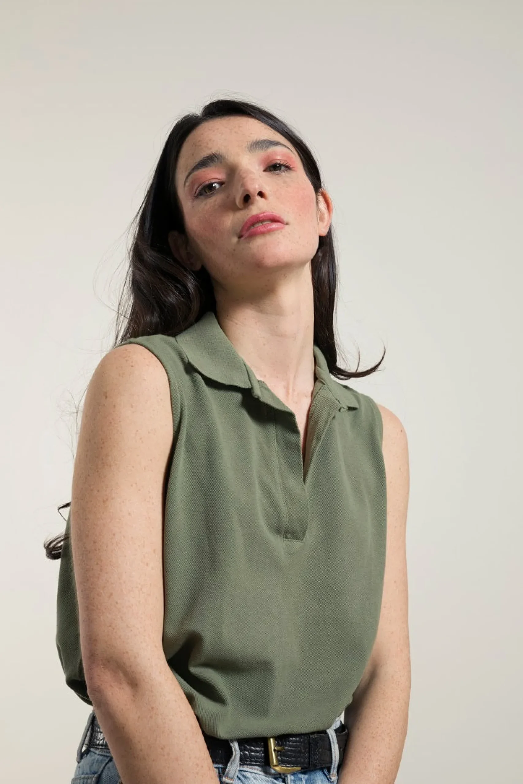 rmelloses_poloshirt_helen_0.webp Ärmelloses Poloshirt Helen Grün