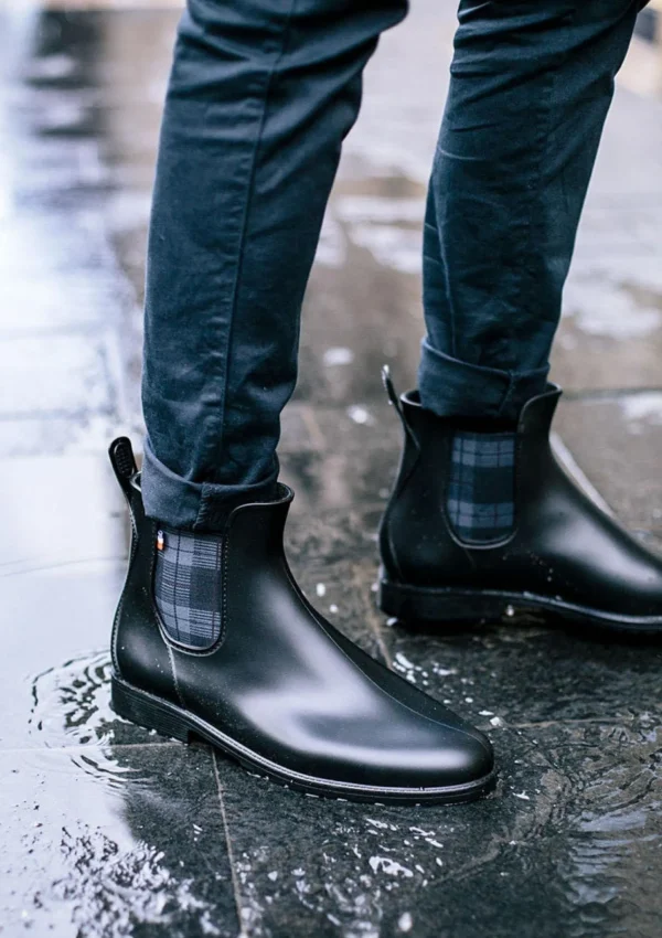 Schwarze Regen-Boots