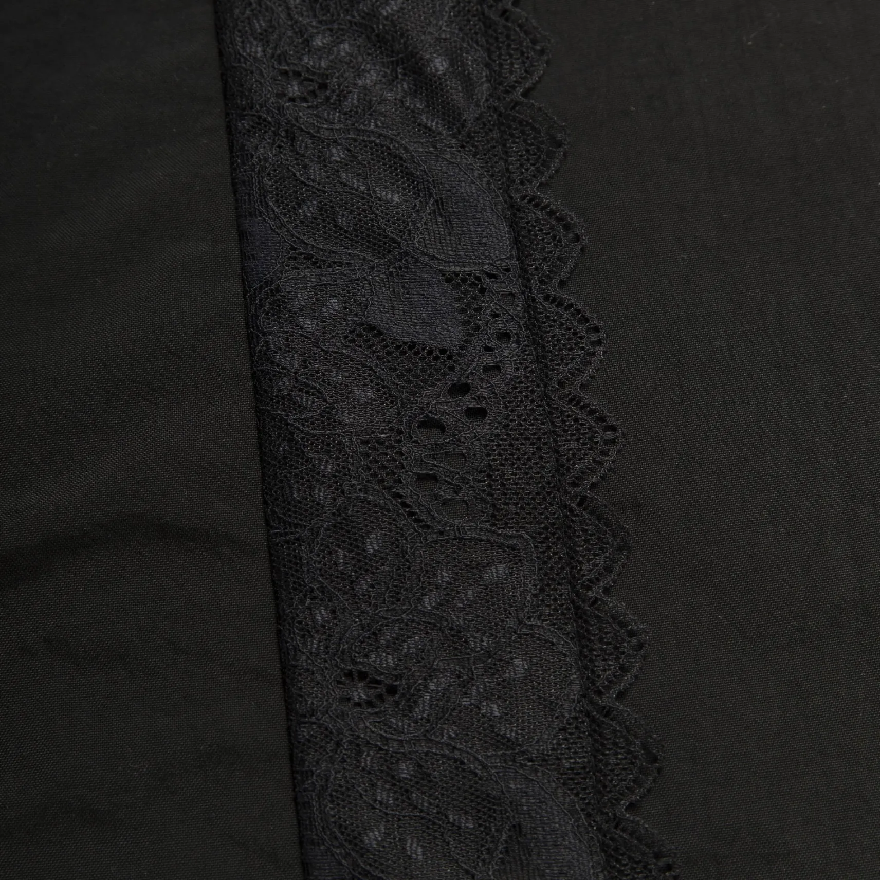 schwarzes_zantekleid_3.webp Schwarzes Zante-Kleid