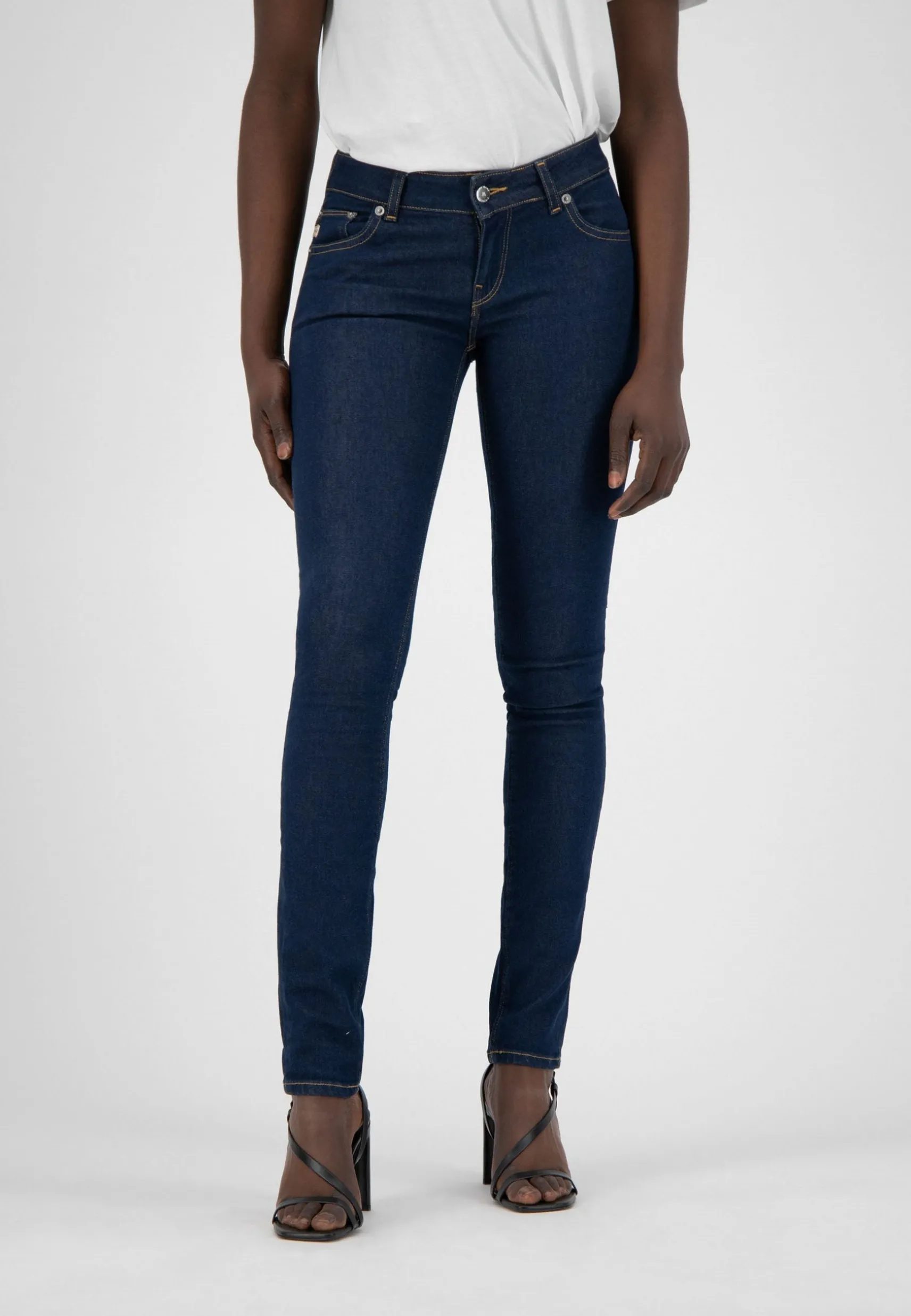 skinny_jeans_lilly_strong_3.webp Skinny jeans Lilly Strong Blue