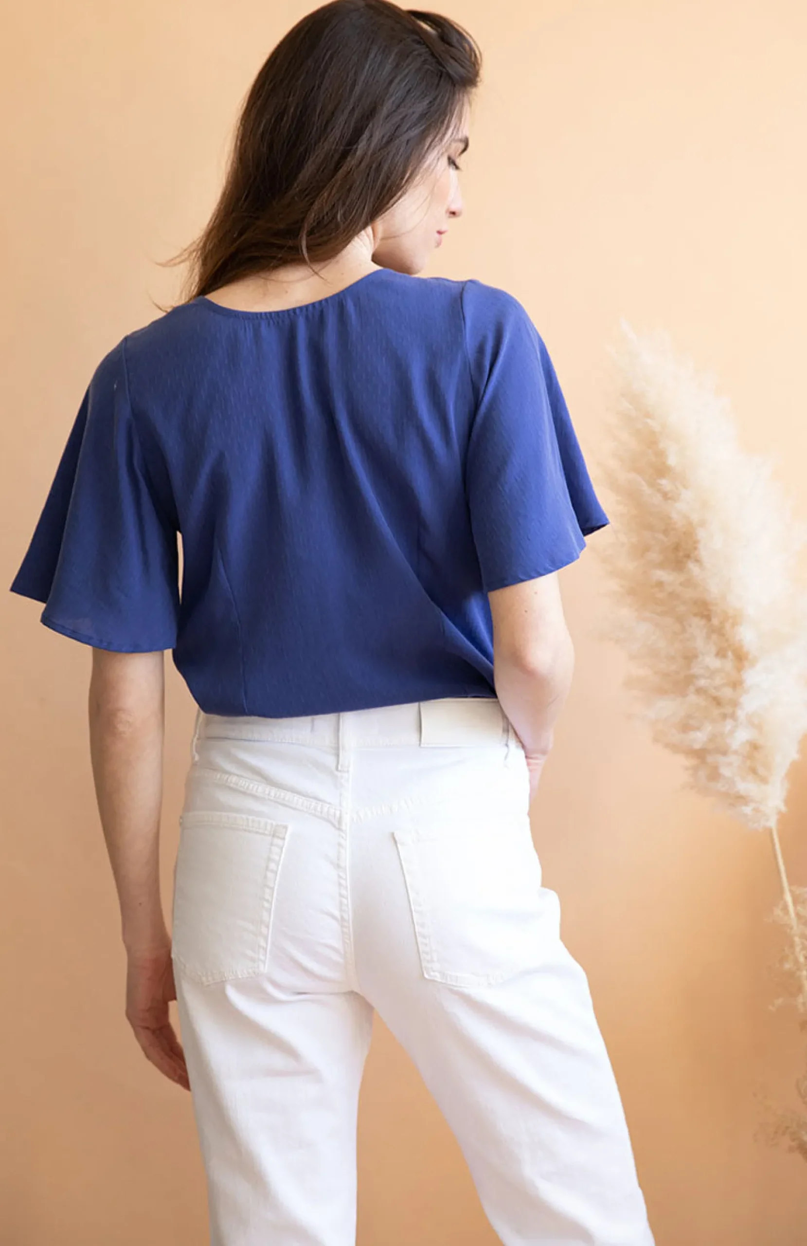 tencel_bluse_lys_blau_4.webp Tencel Bluse Lys blau