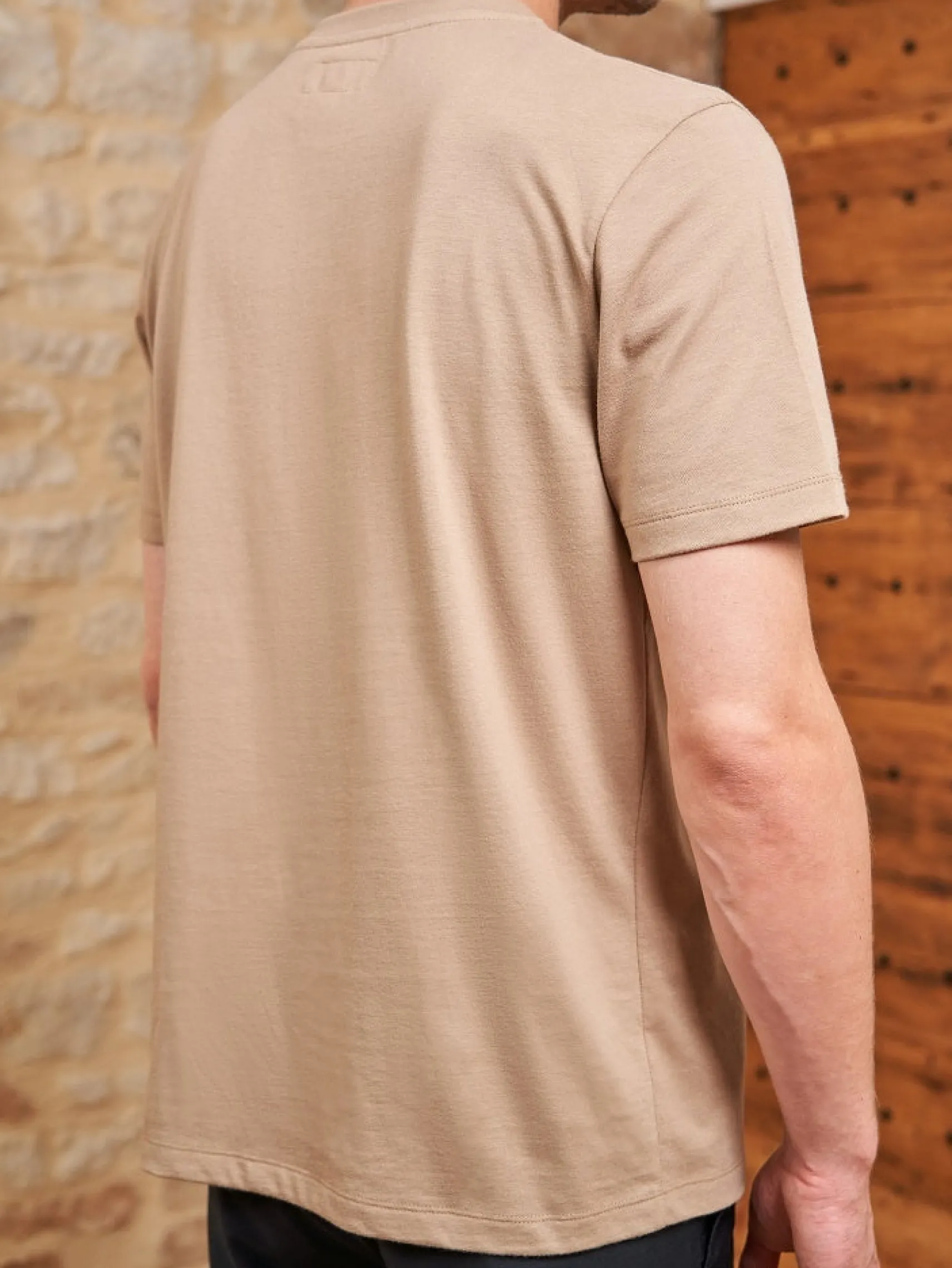 tshirt_aus_biobaumwolle_p_1-1.webp T-Shirt aus Bio-Baumwolle Paul Beige
