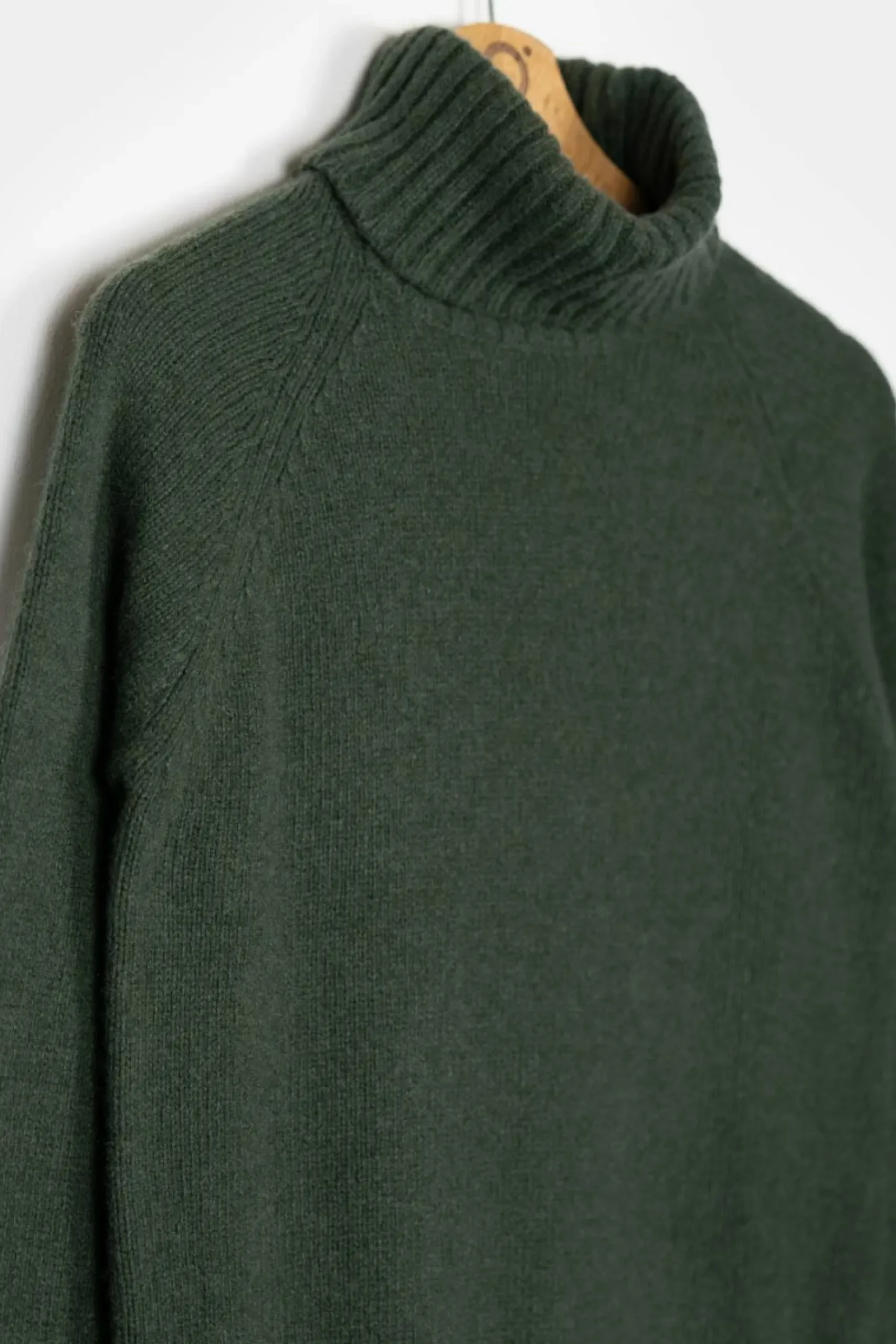 warm_kaschmir_rollkragenp_3.webp Warm Kaschmir Rollkragen-Pullover Susanna Waldgrün