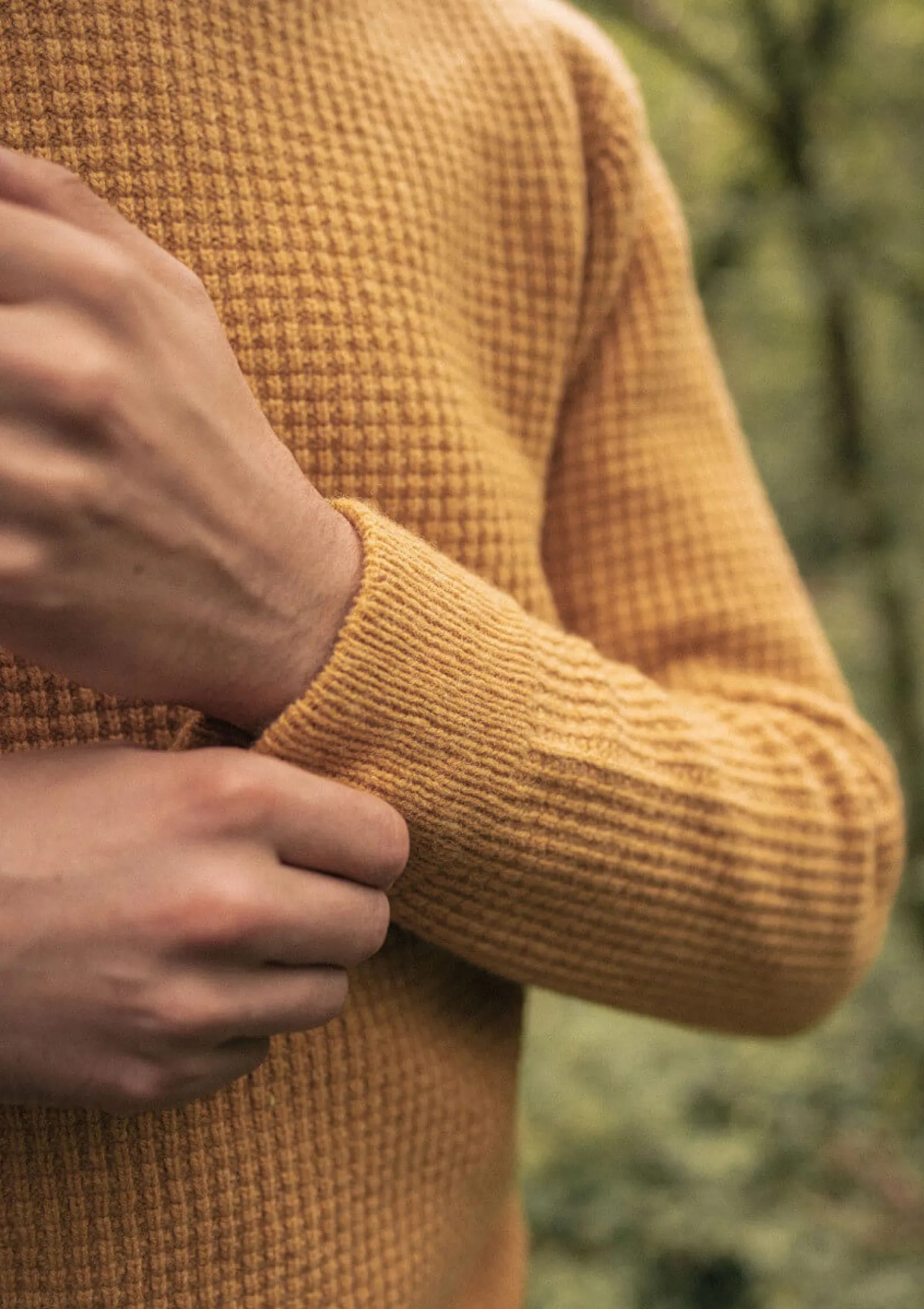 warmer_wollepullover_orig_1-1.webp Warmer Wolle-Pullover Origine Gelb