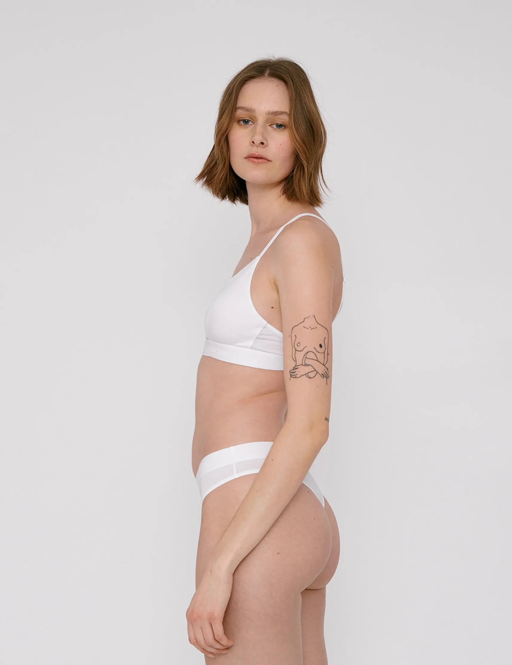 weisser_tenceltanga_im_du_1.webp Weisser Tencel-Tanga im Duo-Pack