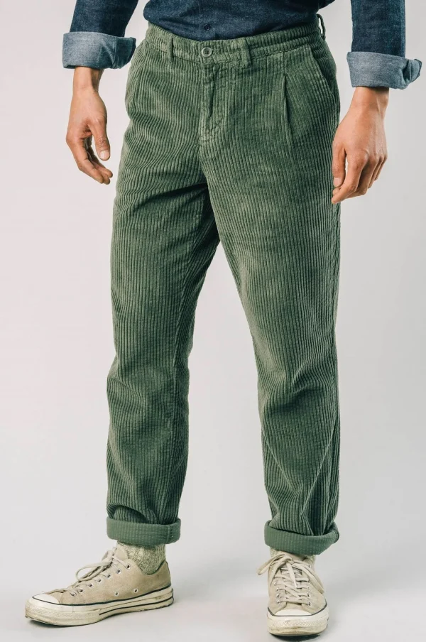 Cord-Chinohose Grün