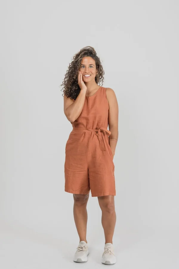 Daisy Terracotta kurzer Leinen Overall