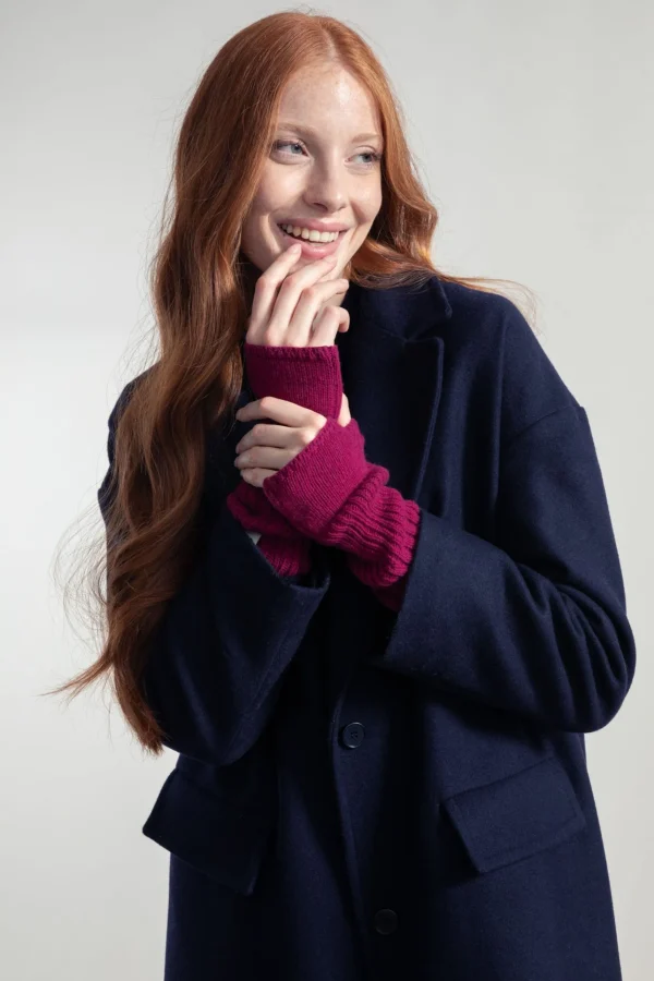 Damen Armstulpen aus recyceltem Kaschmir Tamara Fuchsia