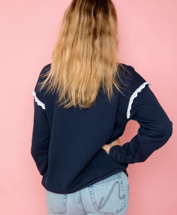 Marineblaues Camélia-Spitzen-Sweatshirt