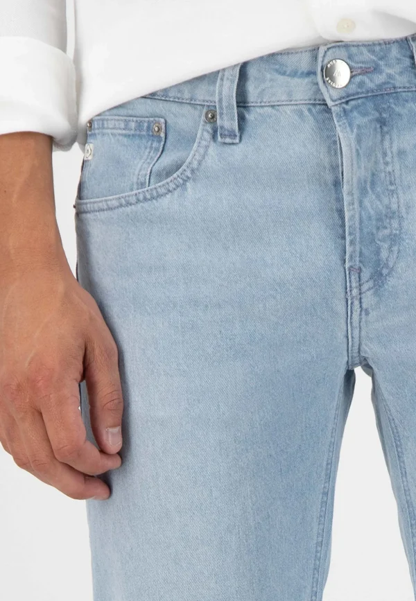 Regular Tapered Jeans  Dunn Sun Stone